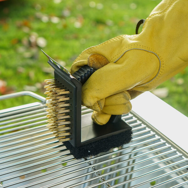 15aa63c1-5508-48f6-bb73-37ca77945f38.jpg All In One Grill Scraper And Steel Brush Tool